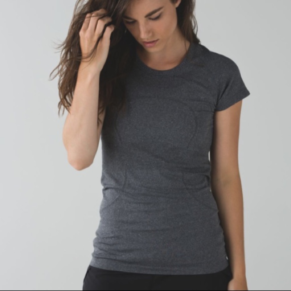 NWOT Lululemon Swiftly Tech Short Sleeve